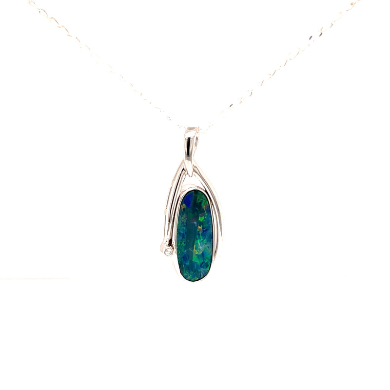 (SOLD)       925 Sterling Silver Opal Pendant