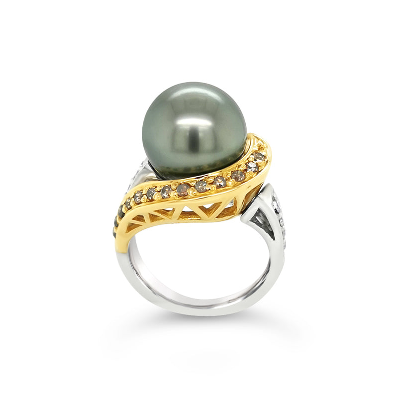 18ct White and Yellow Gold Tahitian Pearl Ring