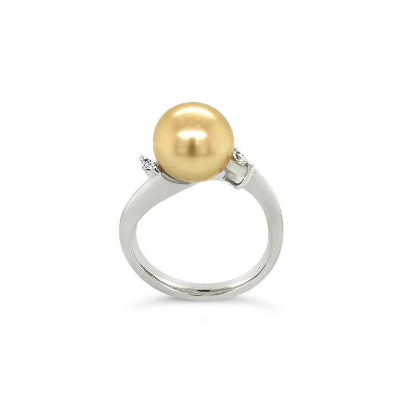 18ct White Gold Australian South Sea Pearl Ring