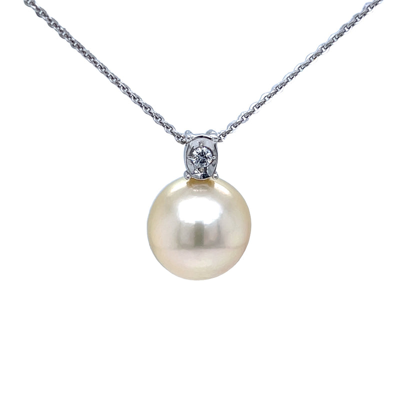 18ct White Gold Australian South Sea Pearl Pendant