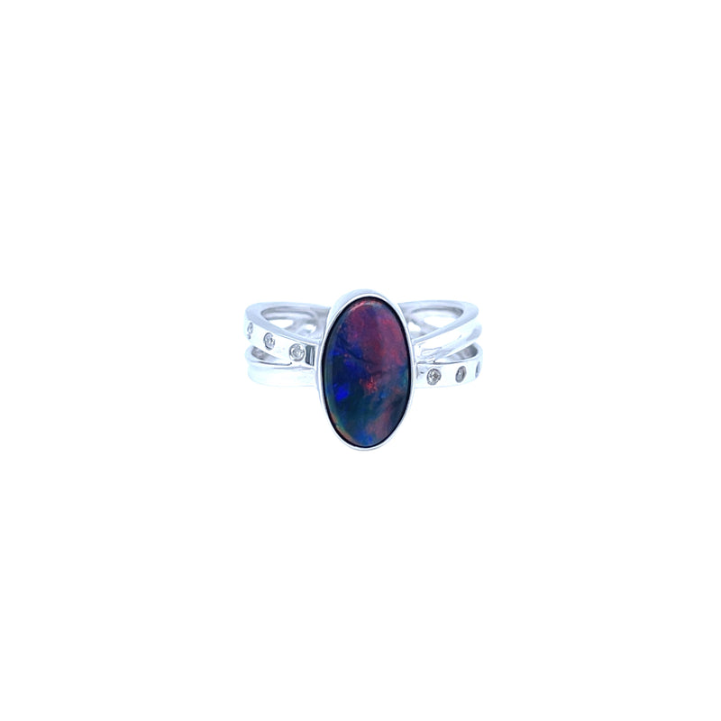 18ct WG Opal Ring