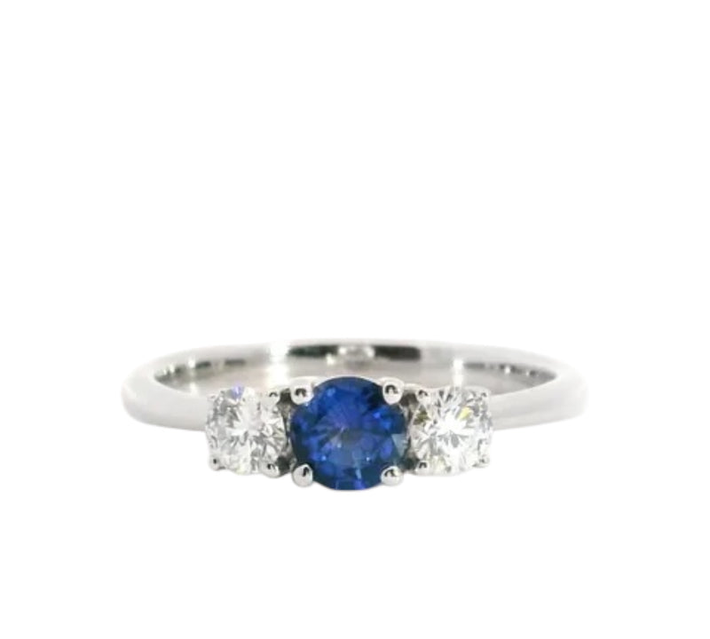 18ct White Gold Trilogy Ring