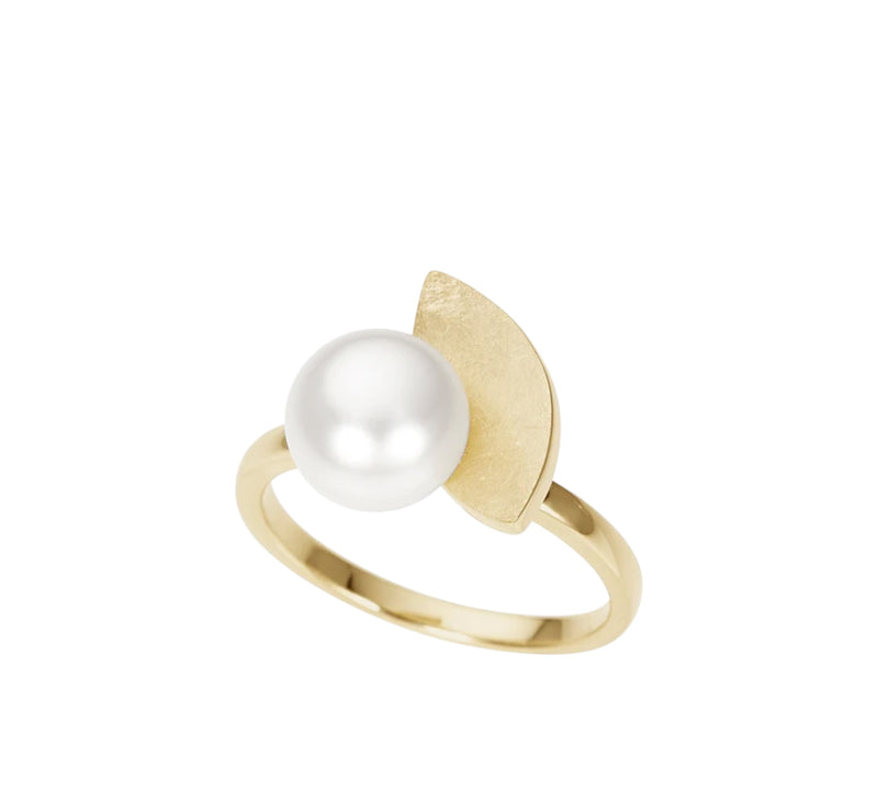 18ct Yellow Gold Australian south sea Pearl Ring
