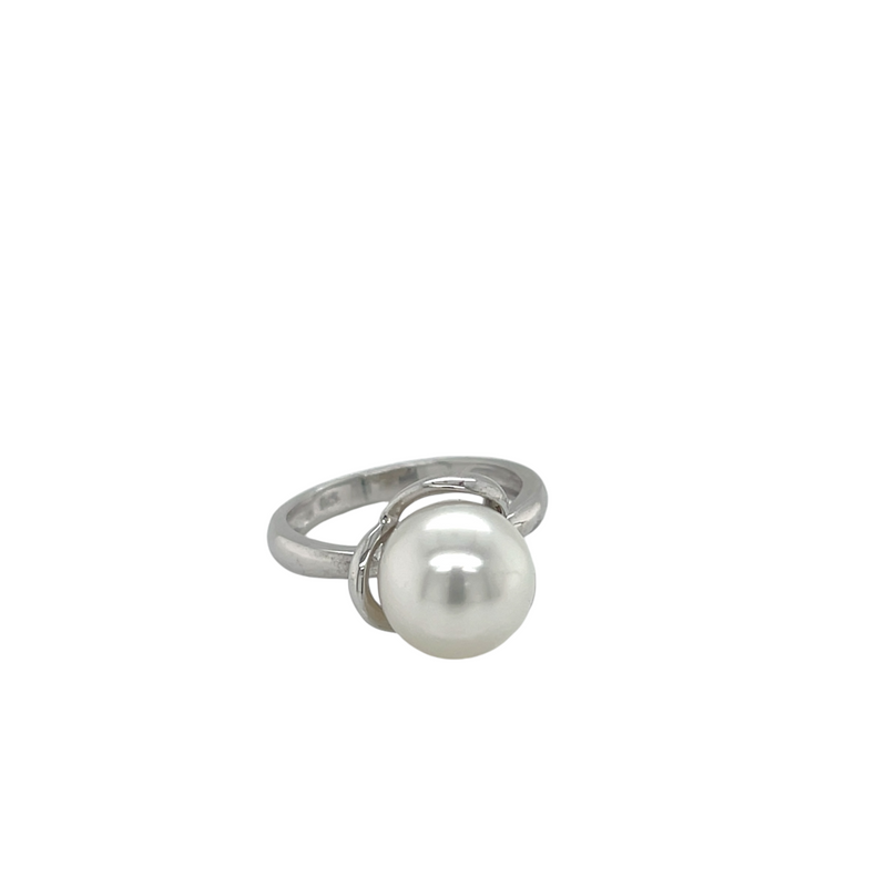 9ct White Gold Australian south sea Pearl Ring