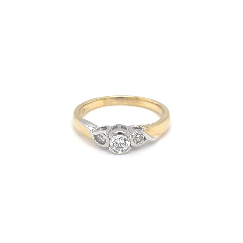 18ct Yellow Gold and White Gold Diamond Ring
