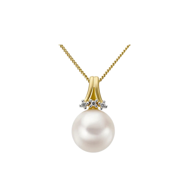 18ct Yellow Gold Australian south sea Pearl & Diamond Pendant
