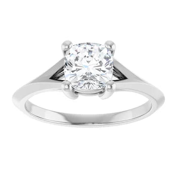 18ct White Gold - Solitaire Cushion cut Lab Grown Diamond Ring