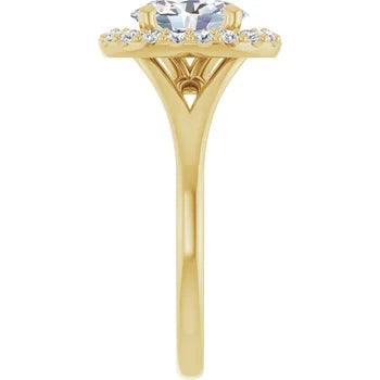 18ct WG Halo Style Oval & Round cut Lab Grown Diamond Ring