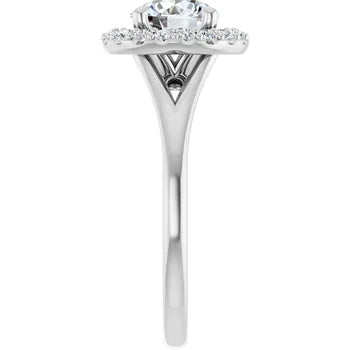 18ct YG Halo Style Round cut Lab Grown Diamond Ring