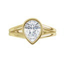 18ct YG Solitaire Pear cut Lab Grown Diamond Ring