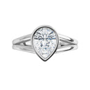 18ct YG Solitaire Pear cut Lab Grown Diamond Ring