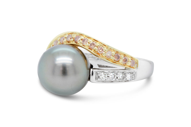 18ct White and Yellow Gold Tahitian Pearl Ring