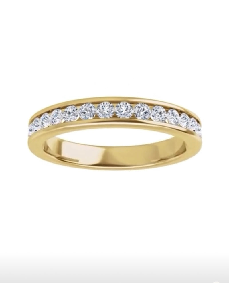 18ct YG Lady Diamond Ring
