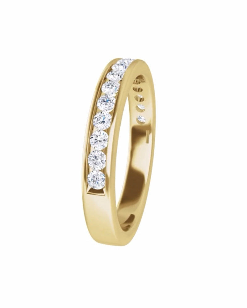 18ct YG Lady Diamond Ring